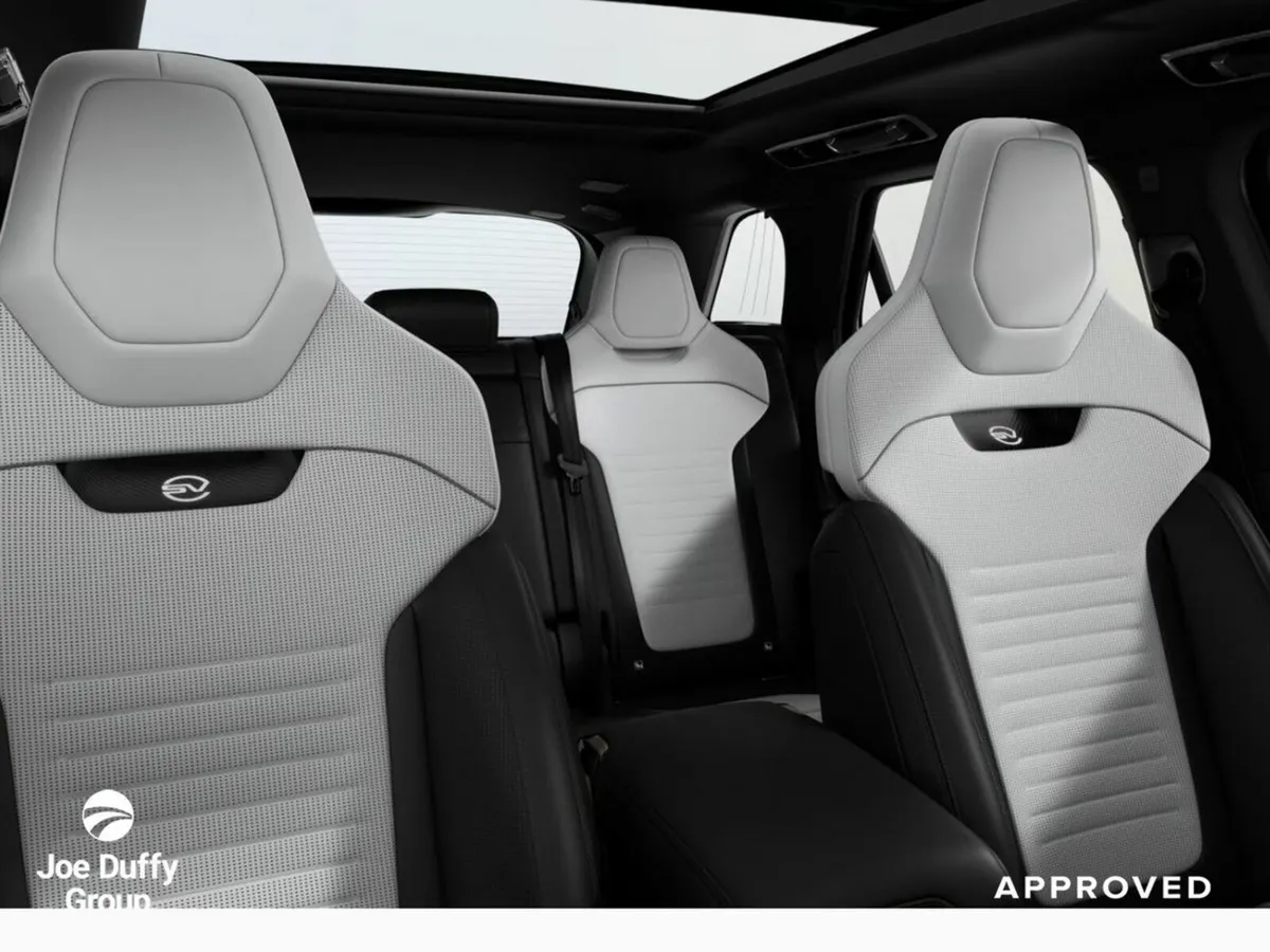 Land Rover Range Rover Sport SV P635 Edt Two V8 - - Image 4