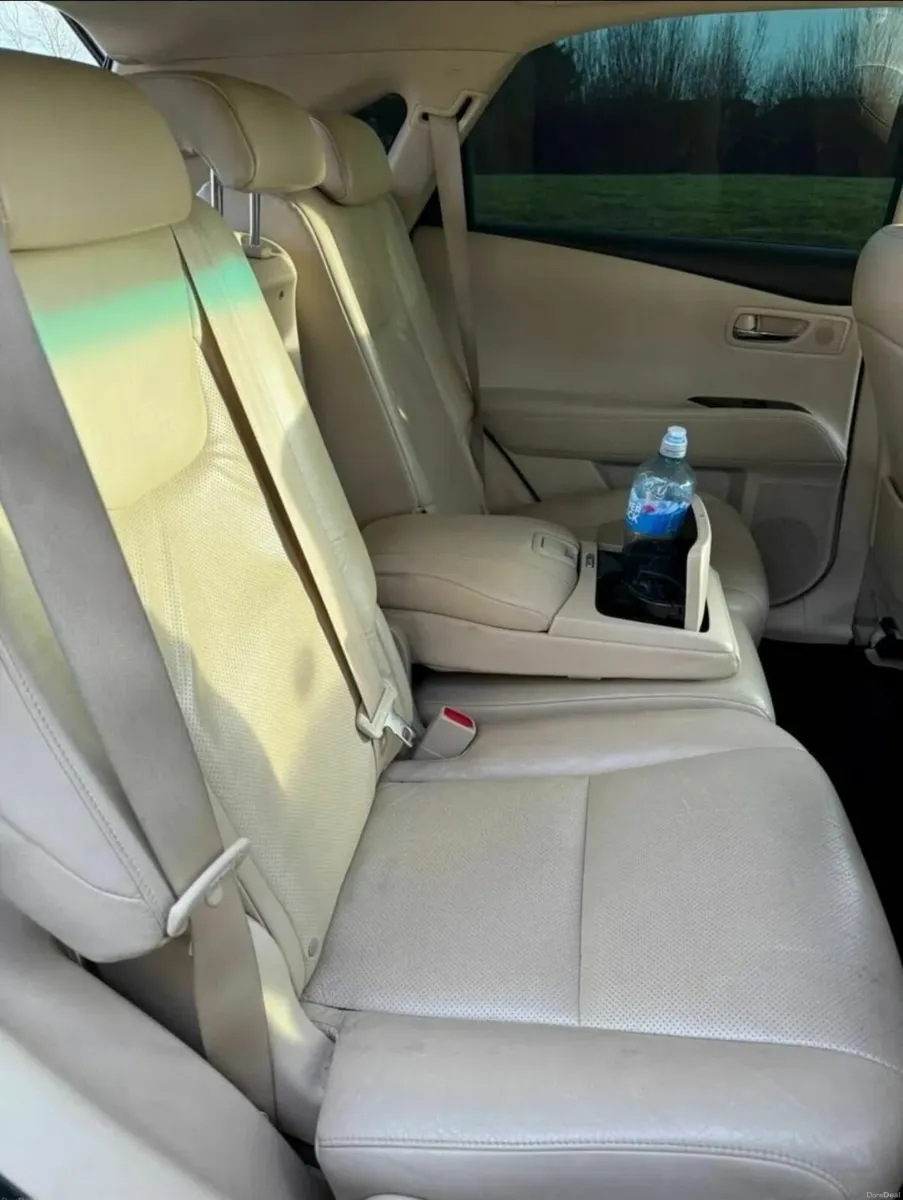 Lexus RX 450 hybrid 2012 perfect condition - Image 2