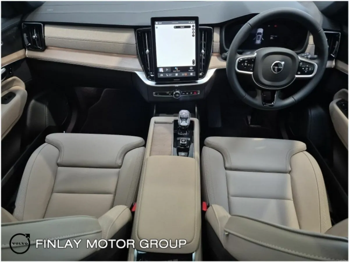 Volvo XC90 T8 Plus Bright, Pan Roof , 21 Inch Allo - Image 2