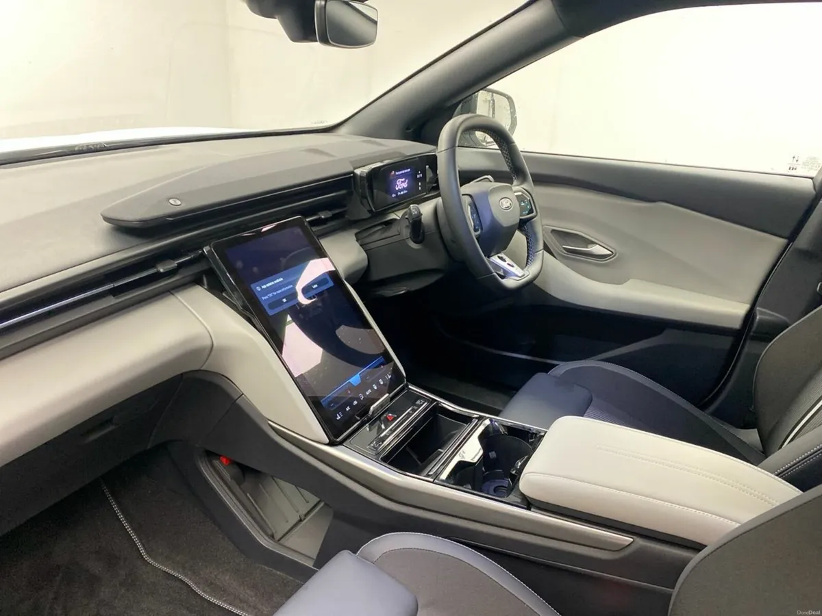 Ford Capri Select 77kWh Extended Range - Image 3