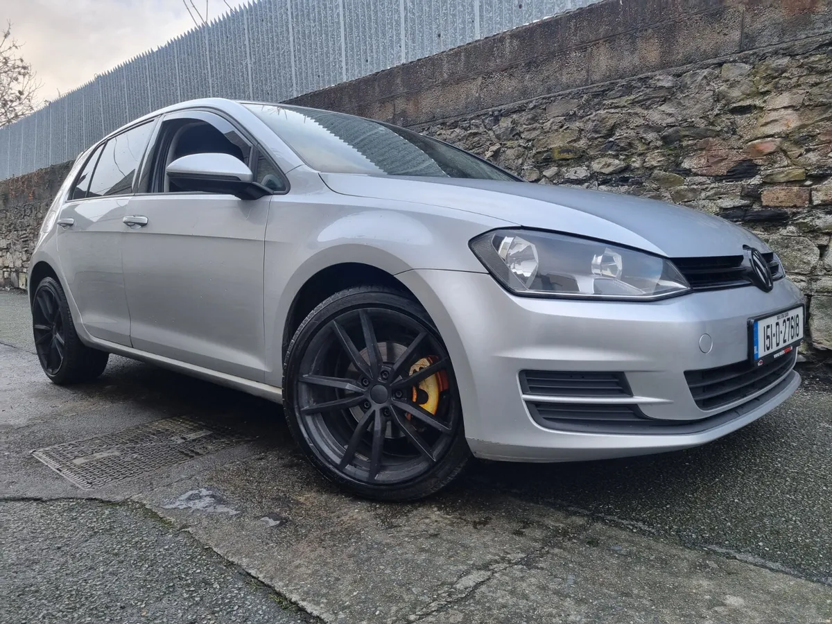 Volkswagen Golf 2015 - Image 1