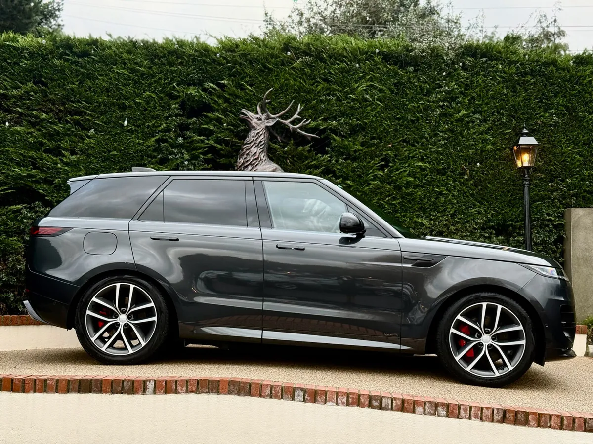 Range Rover Sport P550e Autobiography 3.0 - Image 3