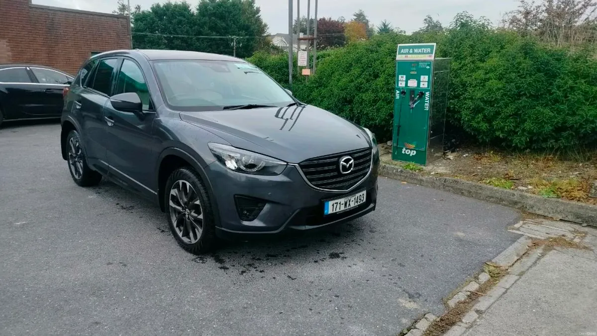2017 Mazda CX5 Platinum - Image 1