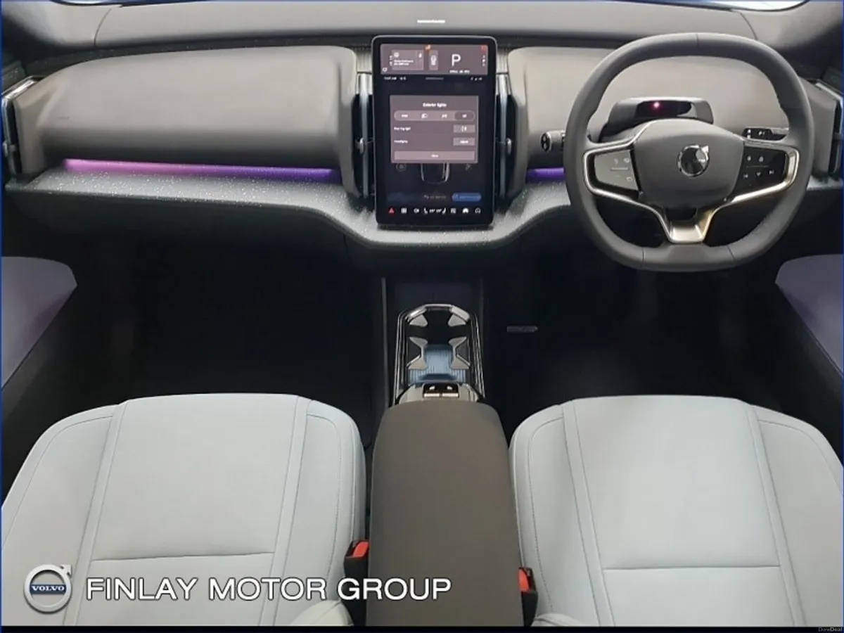 Volvo EX30 Single Motor Extended Range Ultra Model - Image 3