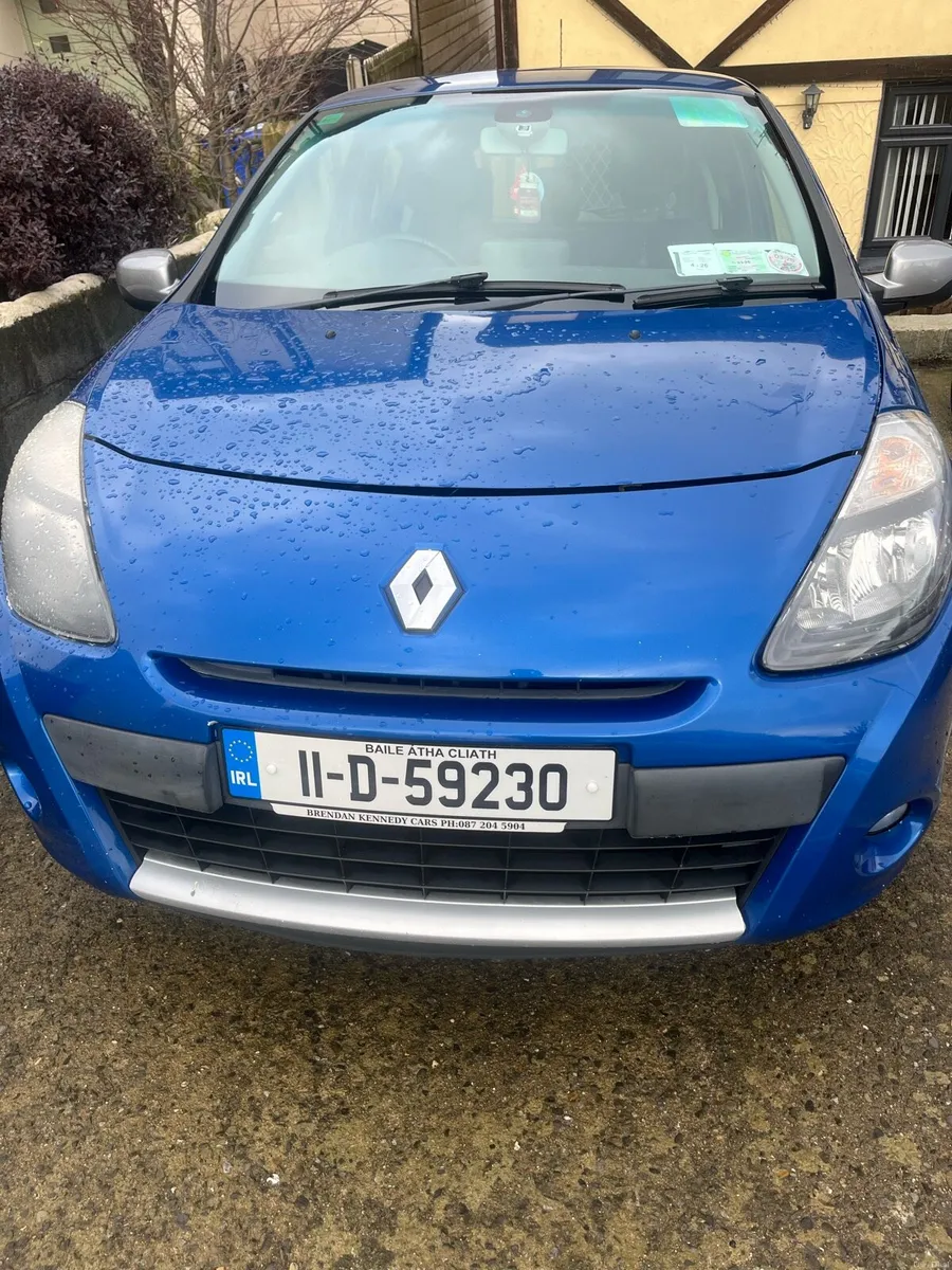 Renault Clio Dynamique TOM 3DR 2011 / Low Milage - Image 1