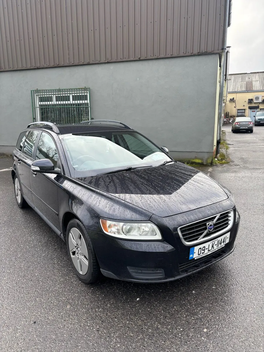 2009 Volvo V50 nct 12/2026 - Image 1