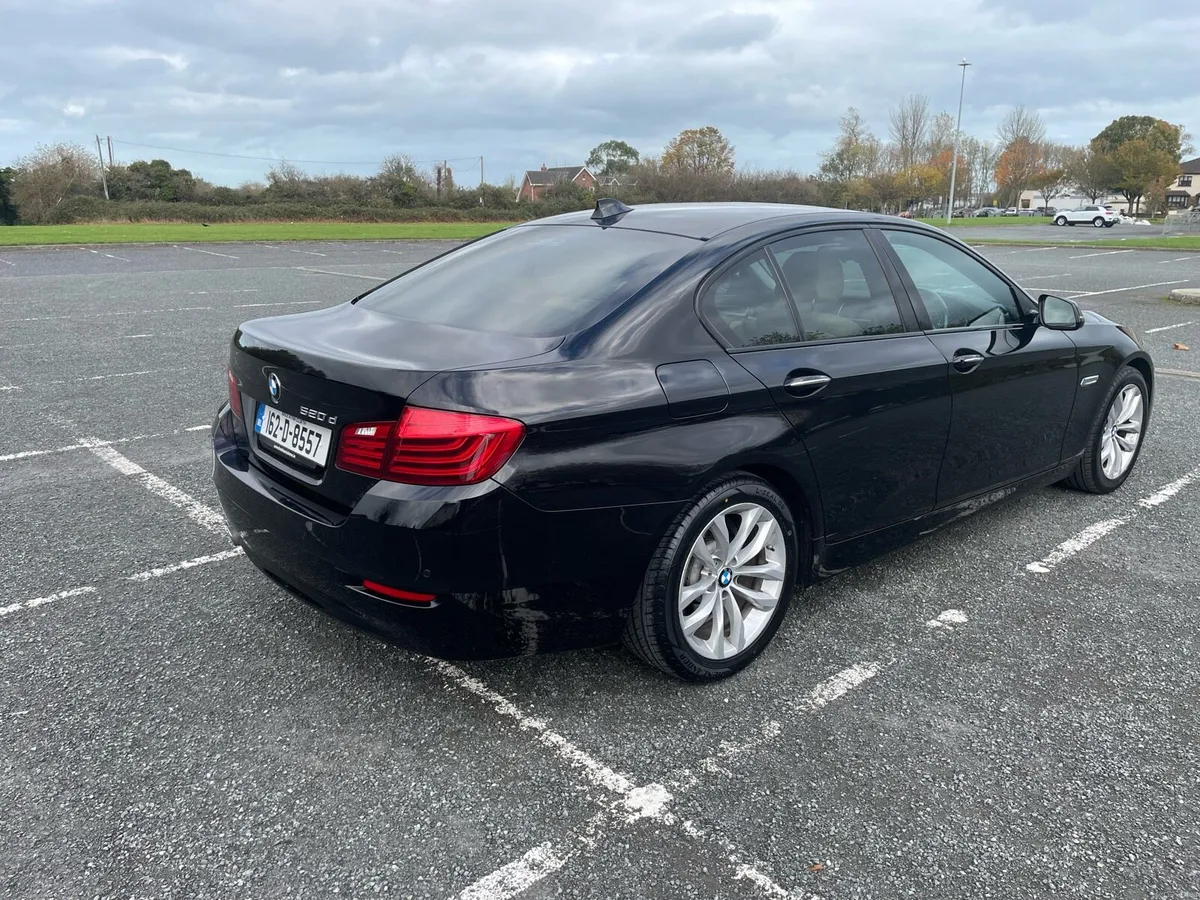 2016 BMW 5 Series - Image 3
