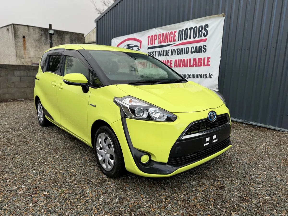 Toyota Sienta 2016 MPV - Image 1