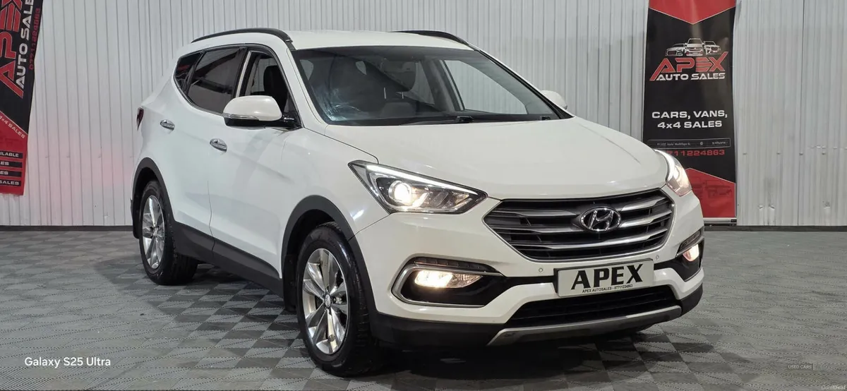 Hyundai Santa Fe DIESEL ESTATE - Image 1