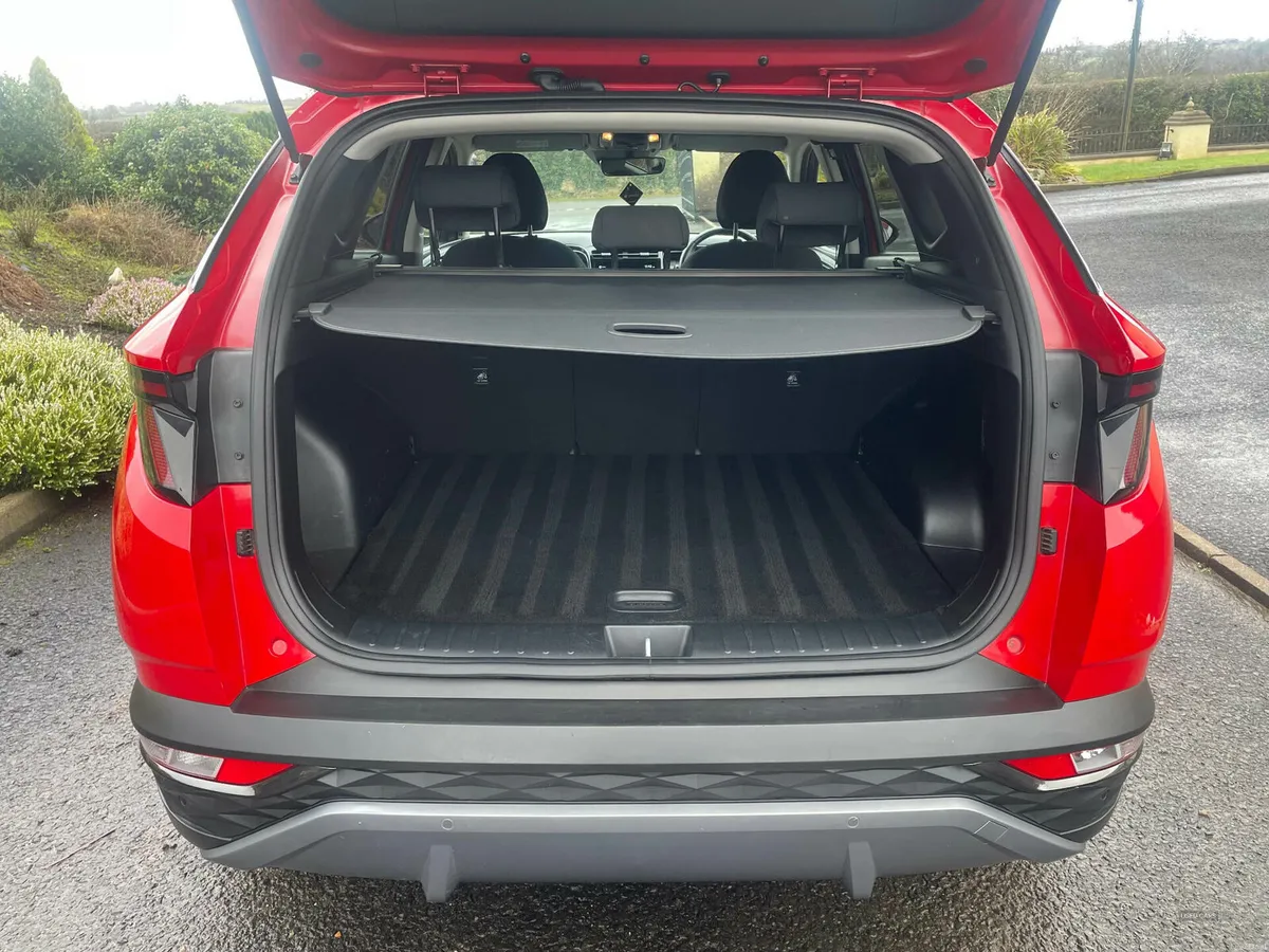 Hyundai Tucson ESTATE - Image 6