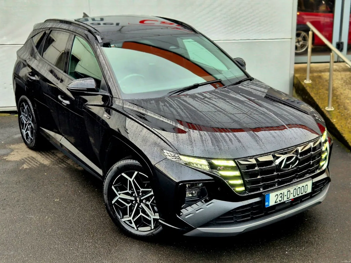 23 Hyundai Tucson NLine 1.6 PHEV Panoramic Sunroof - Image 3