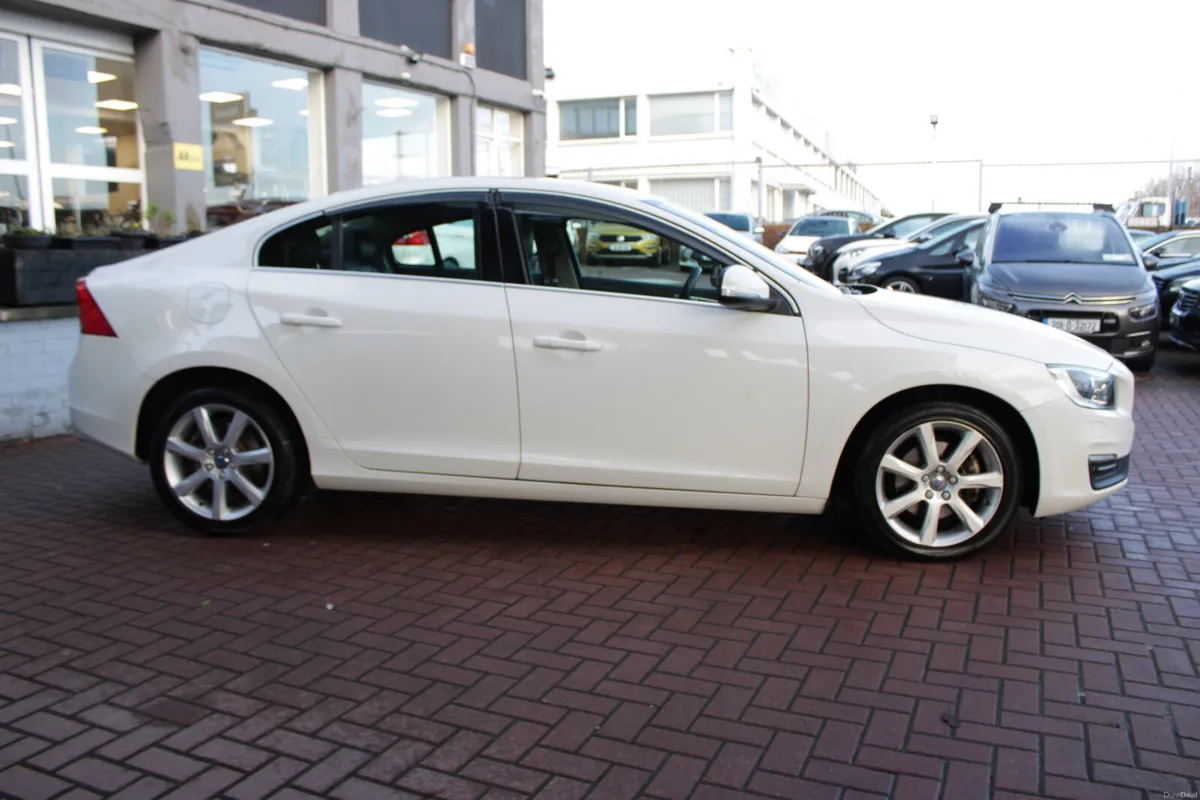 2.0D4 SE LUXURY PLUS AUTOMATIC // IMMACULATE CONDI - Image 3