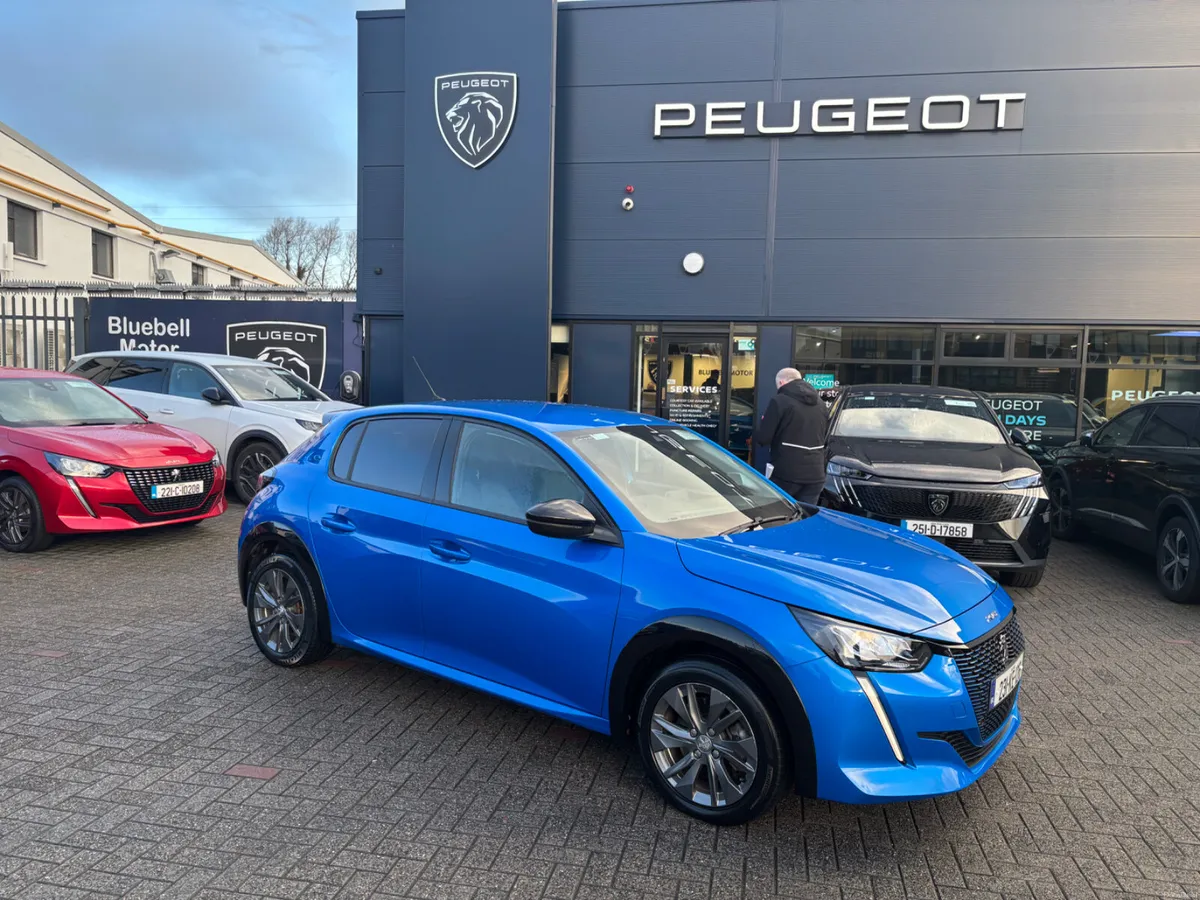 Peugeot 208 2023 eAllure 50kwh - Image 2