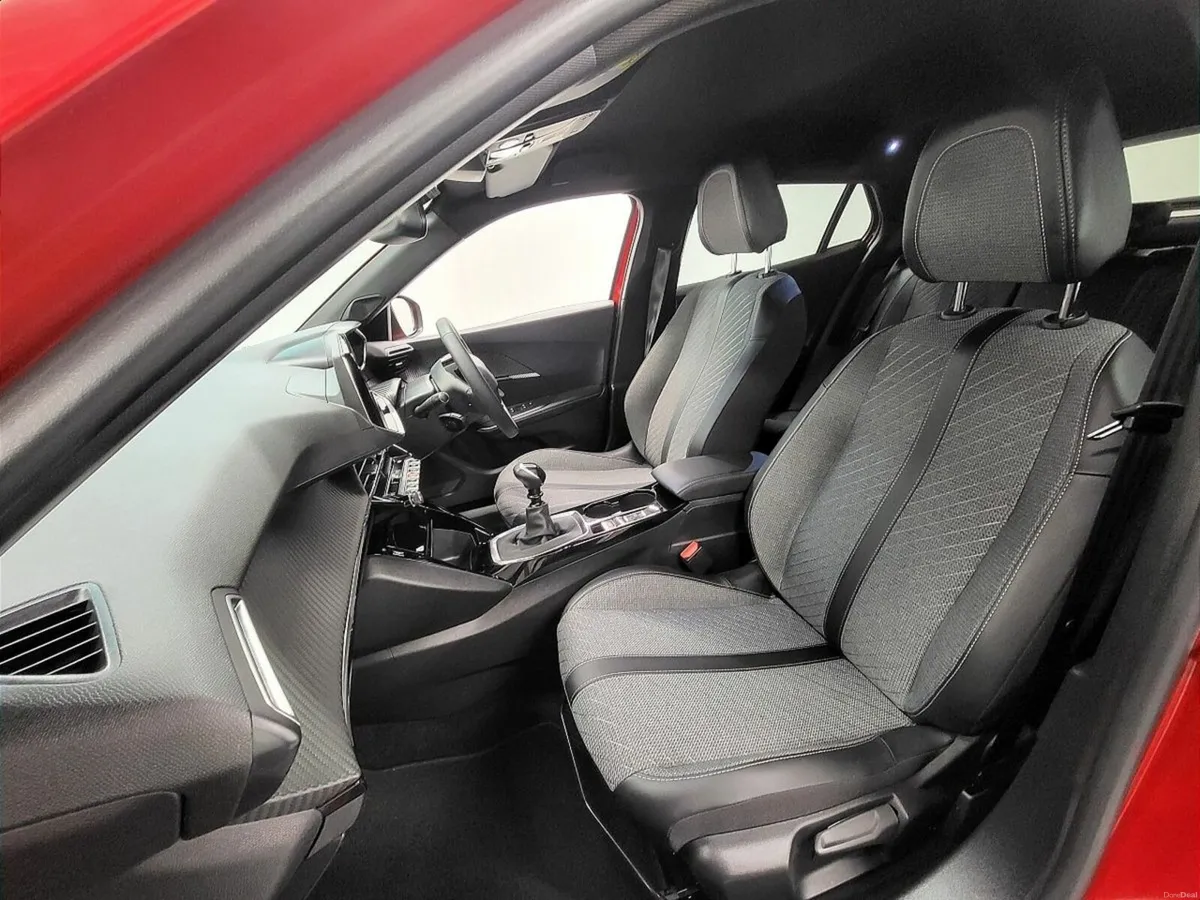 Peugeot 2008 1.2 Puretech 100bhp Allure - Image 6