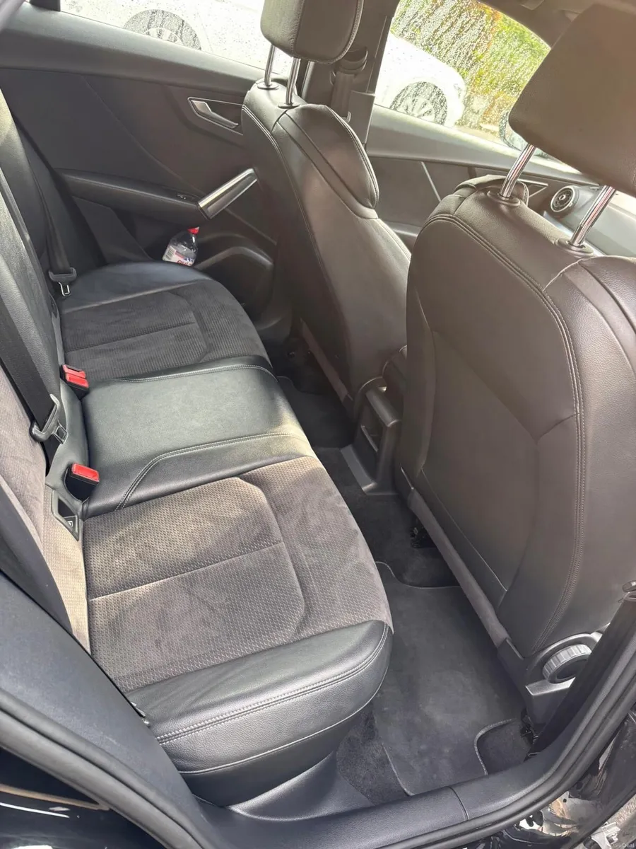 Audi Q2 S-Line - Image 2