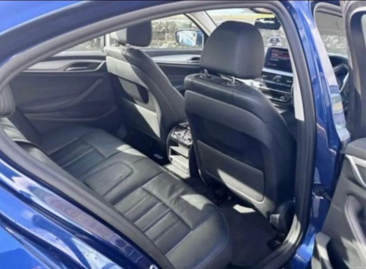 BMW 5-Series 2021 - Image 4