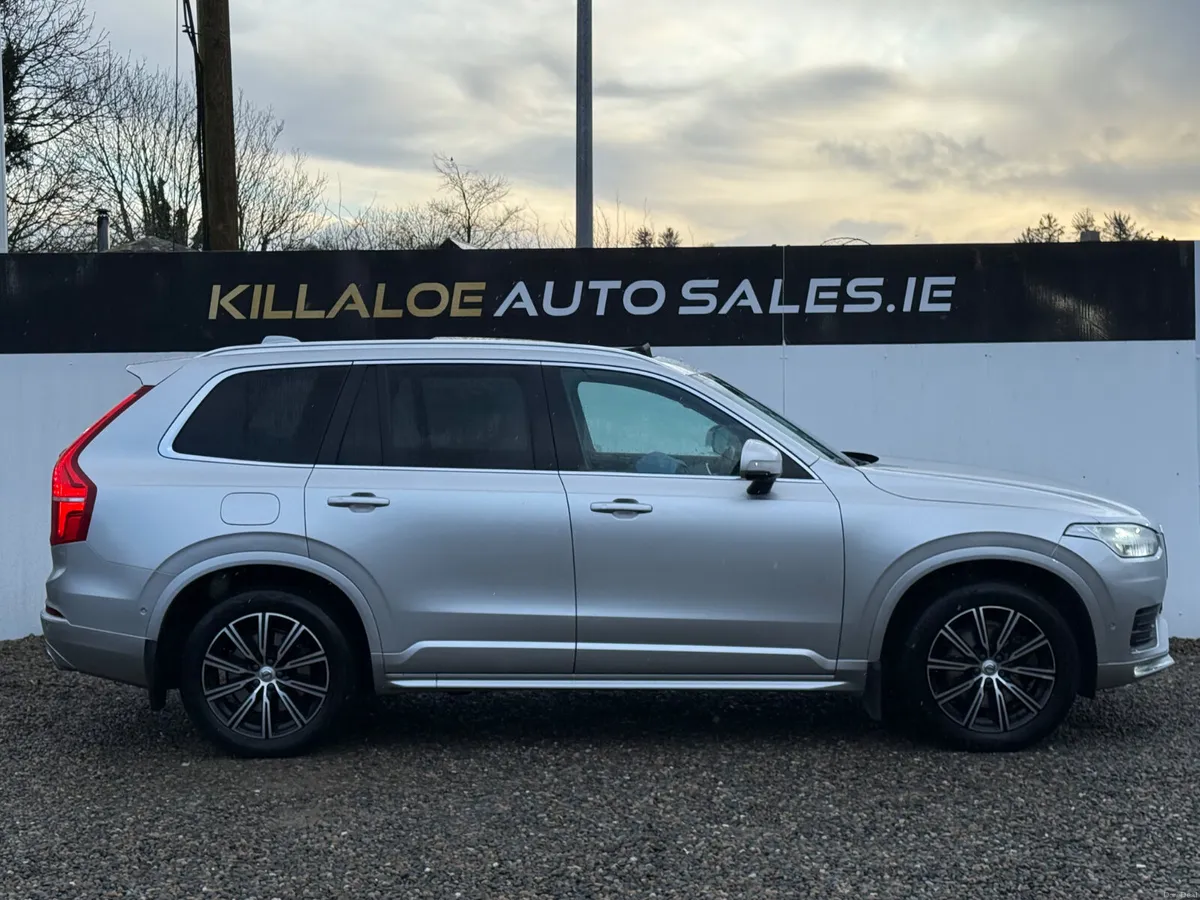 Volvo XC90 2.0D Momentum 235HP AWD 7 Seat Auto - Image 6