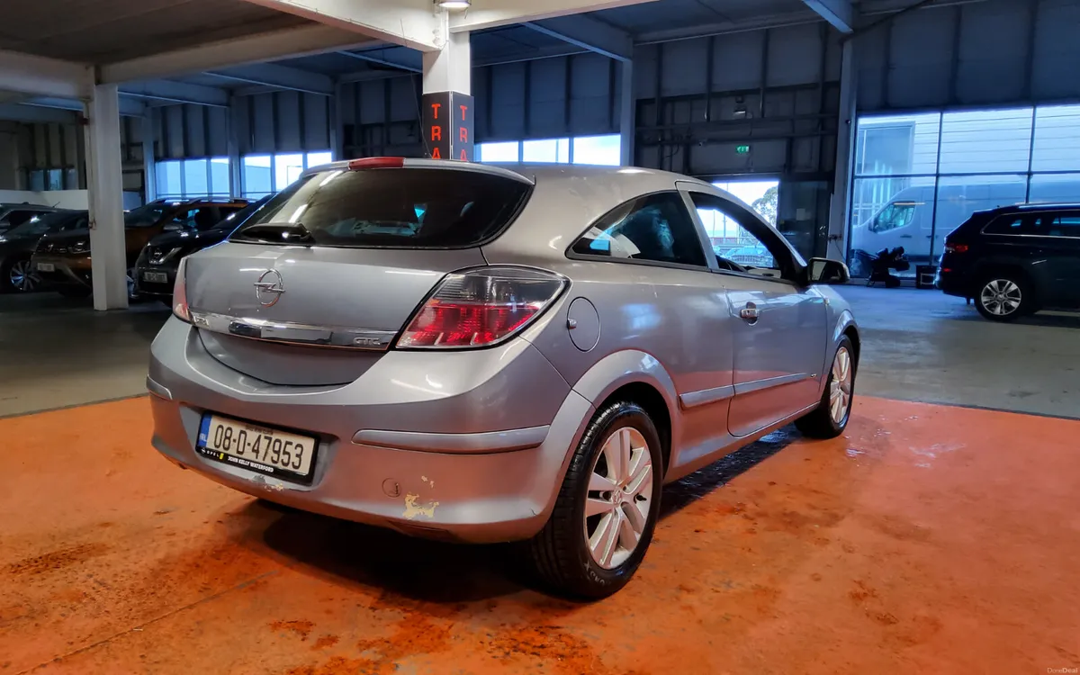 Opel Astra 2008 - Image 3