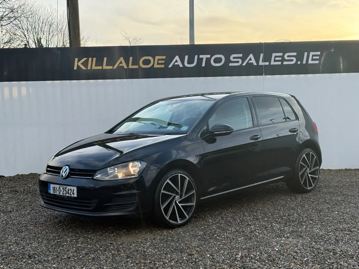 2016 Volkswagen Golf 1.6TDI Trendline Manual - Image 2