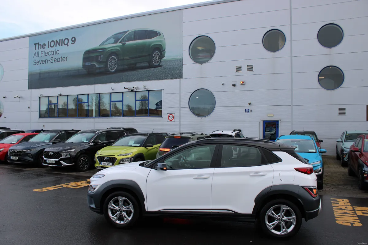 Hyundai KONA 2022 - Image 2