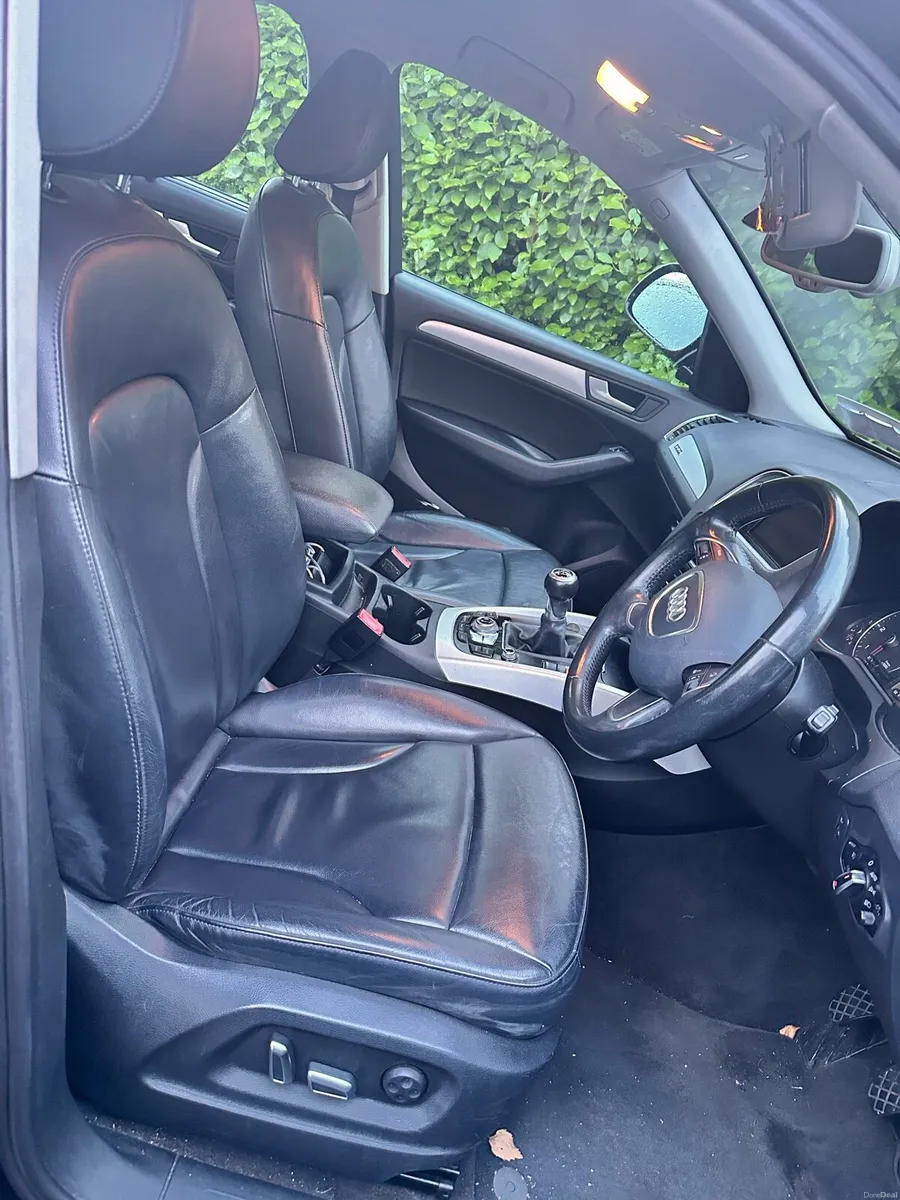 Q4 Audi 2015 Quattro LOW MILES - Image 4