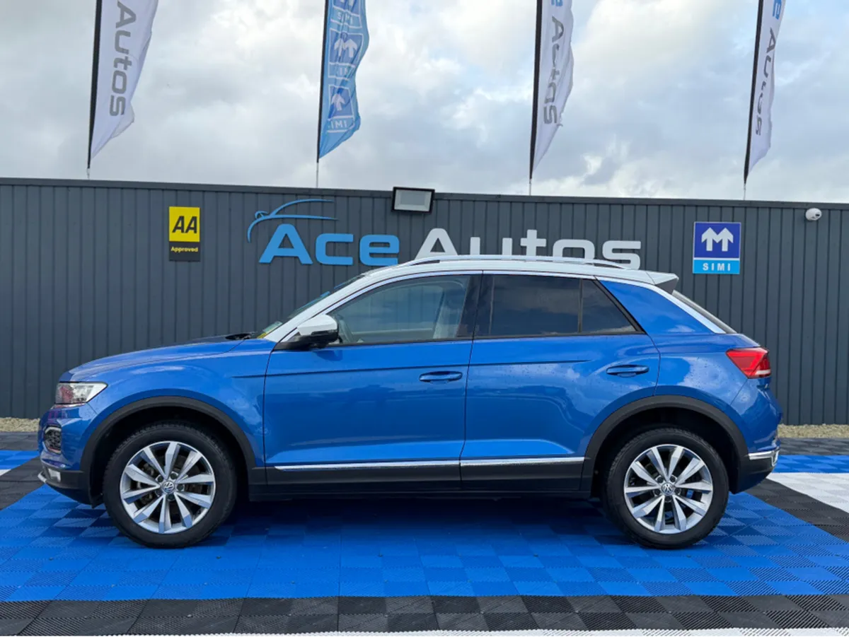 Volkswagen T-Roc HIGHLINE - 2.0L DIESEL - AUTO - 1 - Image 3