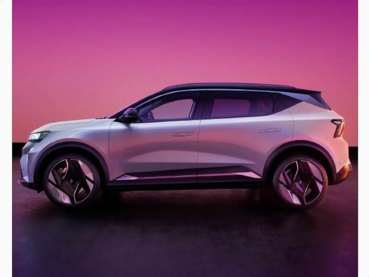 Renault Scenic E-Tech Techno Esprit Alpine 87kWh 2 - Image 1