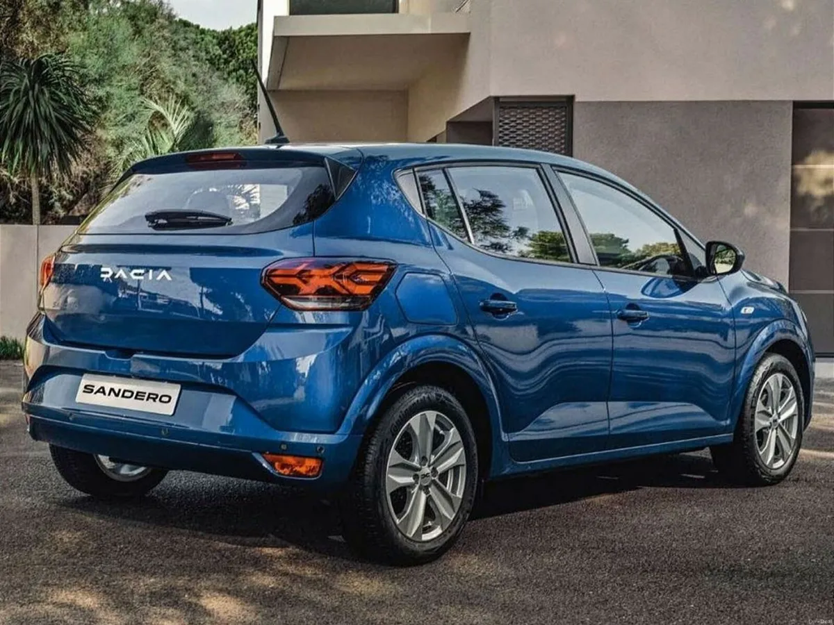 Dacia Sandero Expression TCe 100 *ORDER YOUR 261 T - Image 2