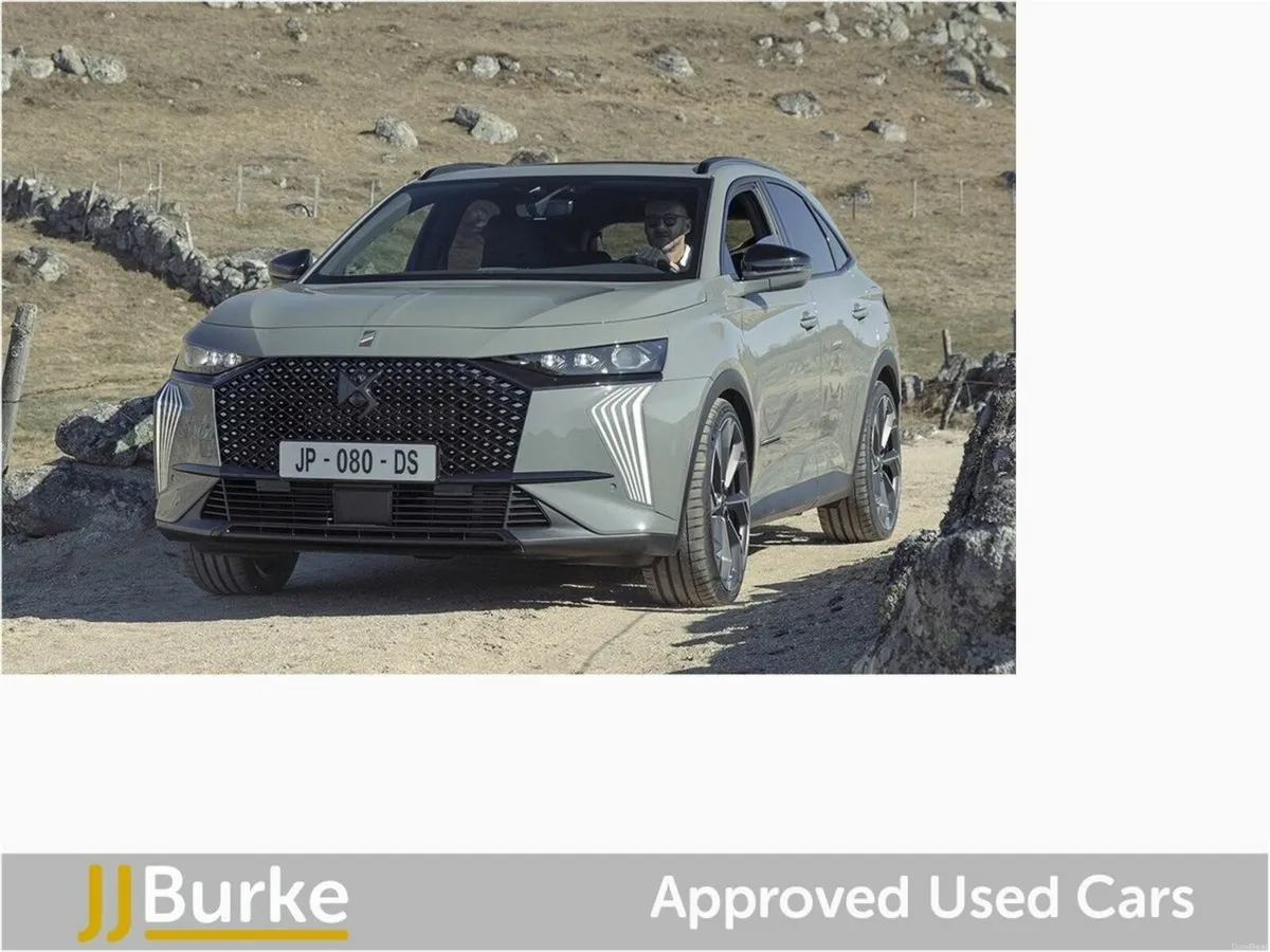 DS Automobiles DS 7 Performance Line 1.5 Blue HDi - Image 1