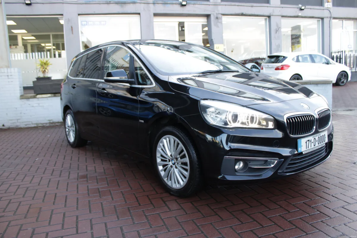 2.0D SE LUXURY 7 SEATER AUTOMATIC // IMMACULATE CO - Image 1