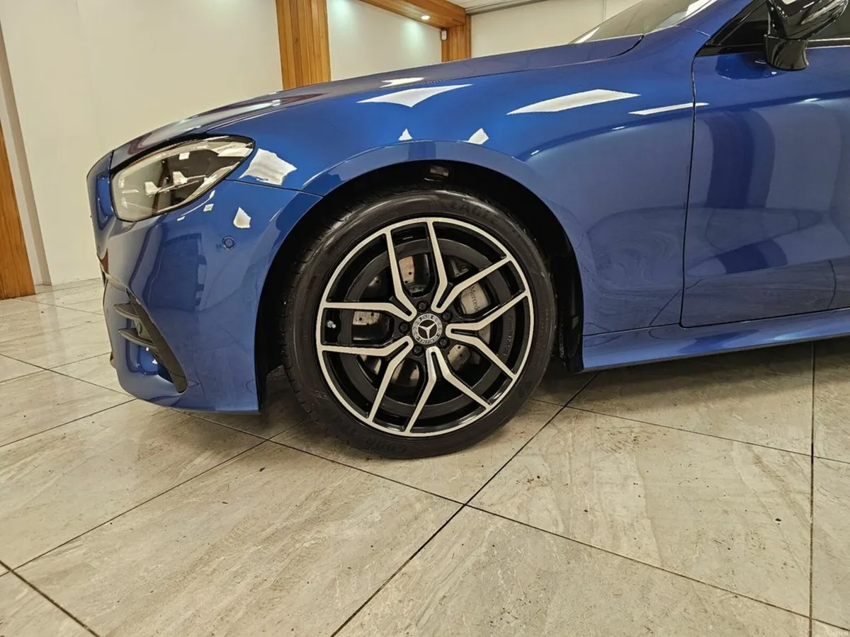 Mercedes-Benz E-Class AMG // SUNROOF - Image 4