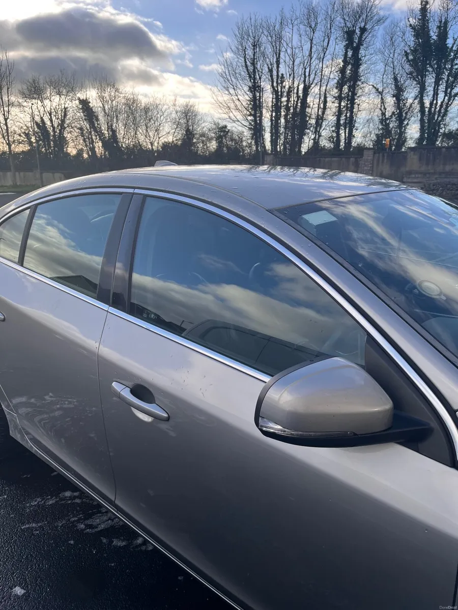 Volvo S60 2013 - Image 4