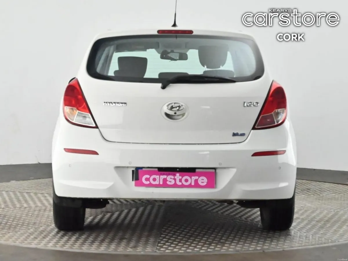 Hyundai i20 1.2 Premium - Image 4