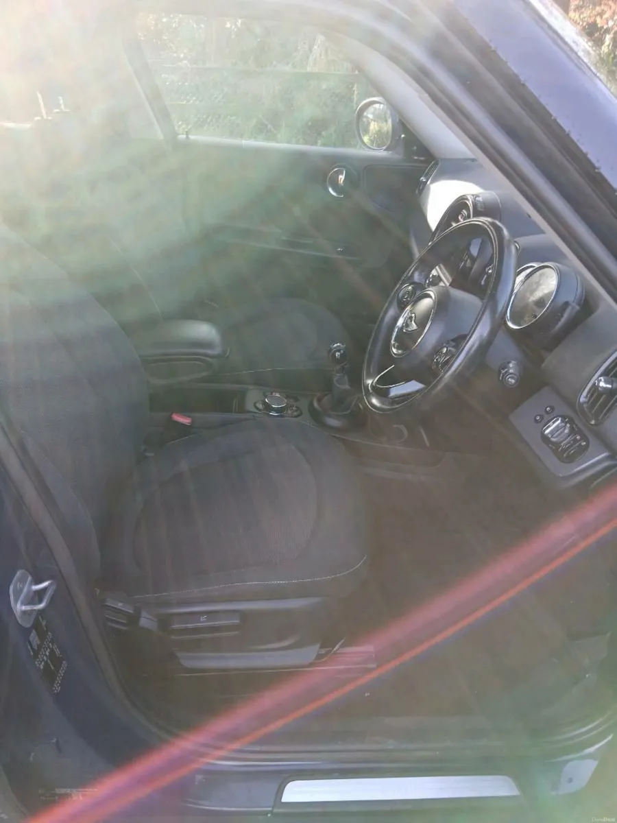 2017 Mini cooper countrymen D  NCT'D .  Serviced. - Image 6