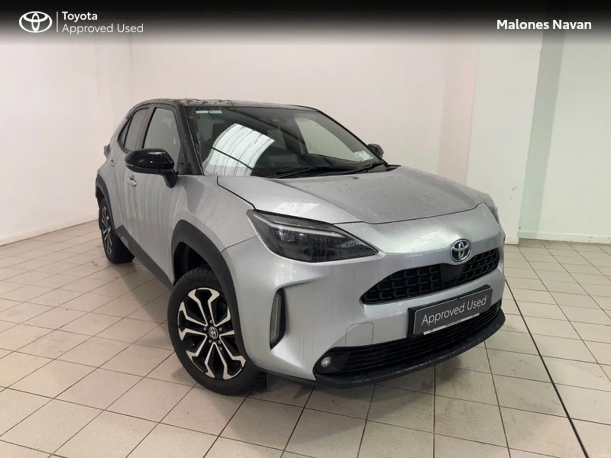 Toyota Yaris Cross CR CROSS LUNA SPORT 4DR AUTO - Image 1