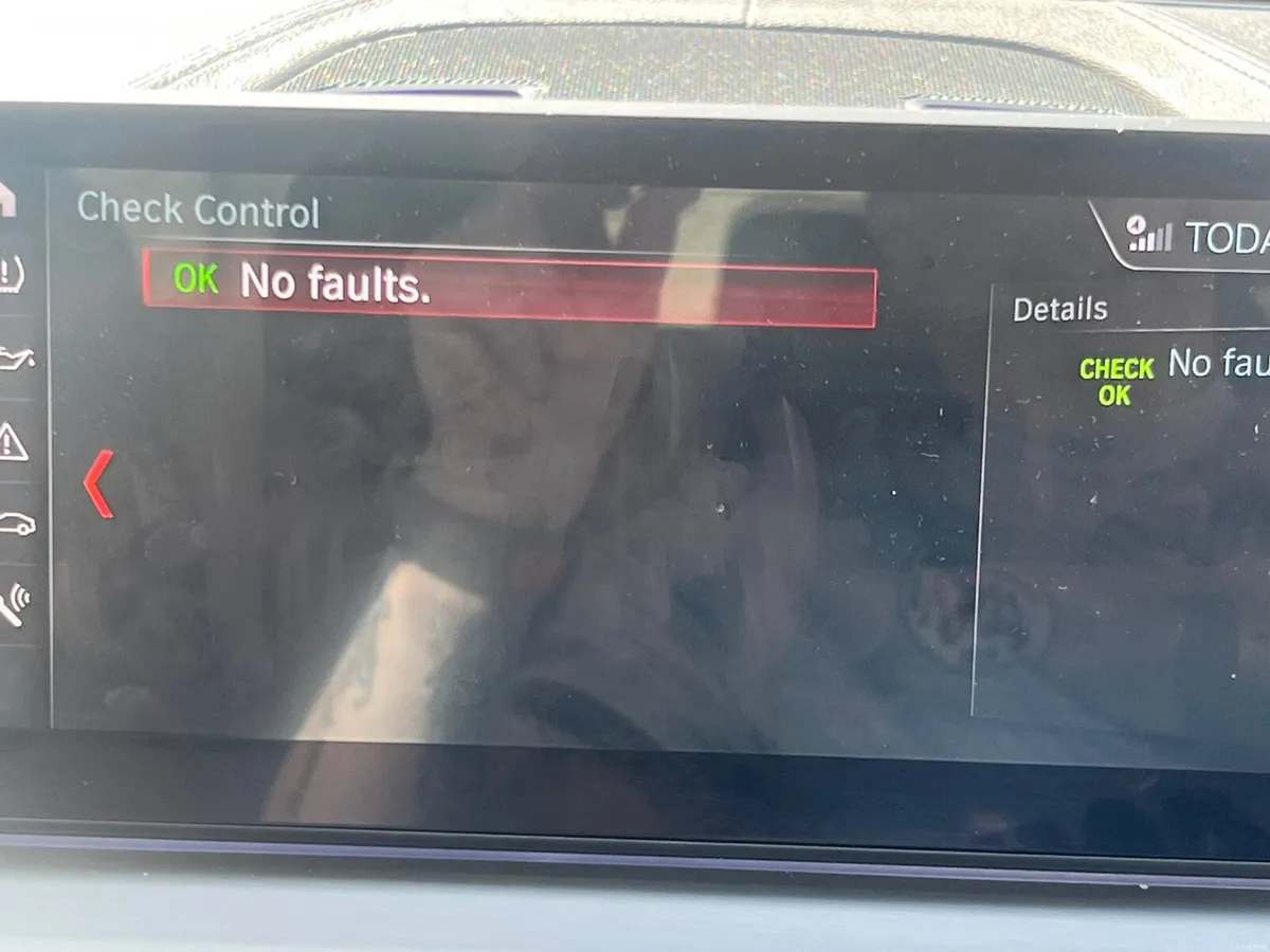 BMW 5-Series 2019 - Image 3