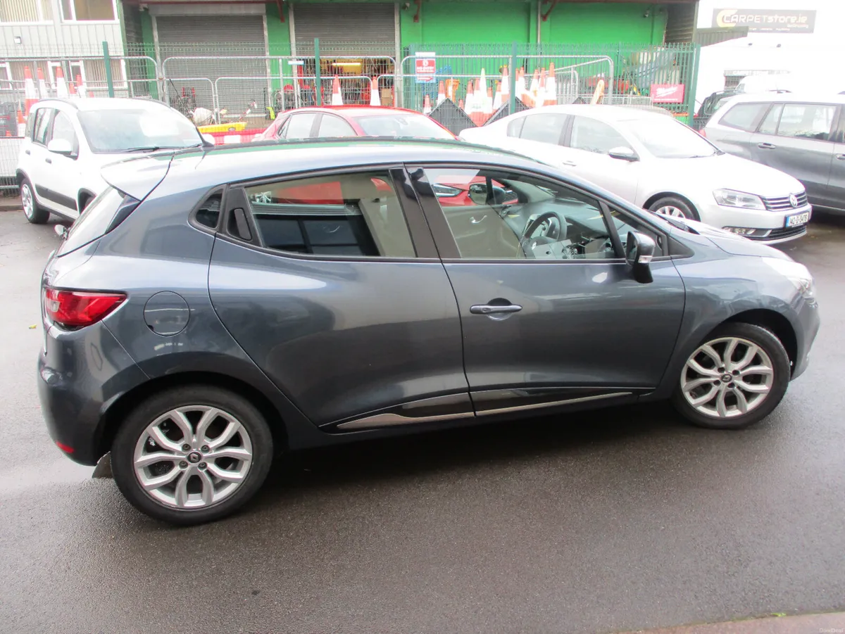Renault Clio Dynamique  nav 2019 - Image 4