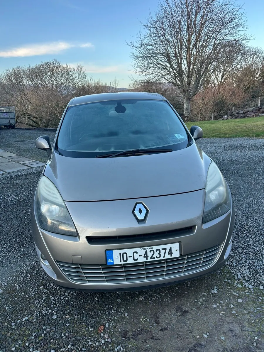 For Parts or Repairs, 7 seater - Image 1