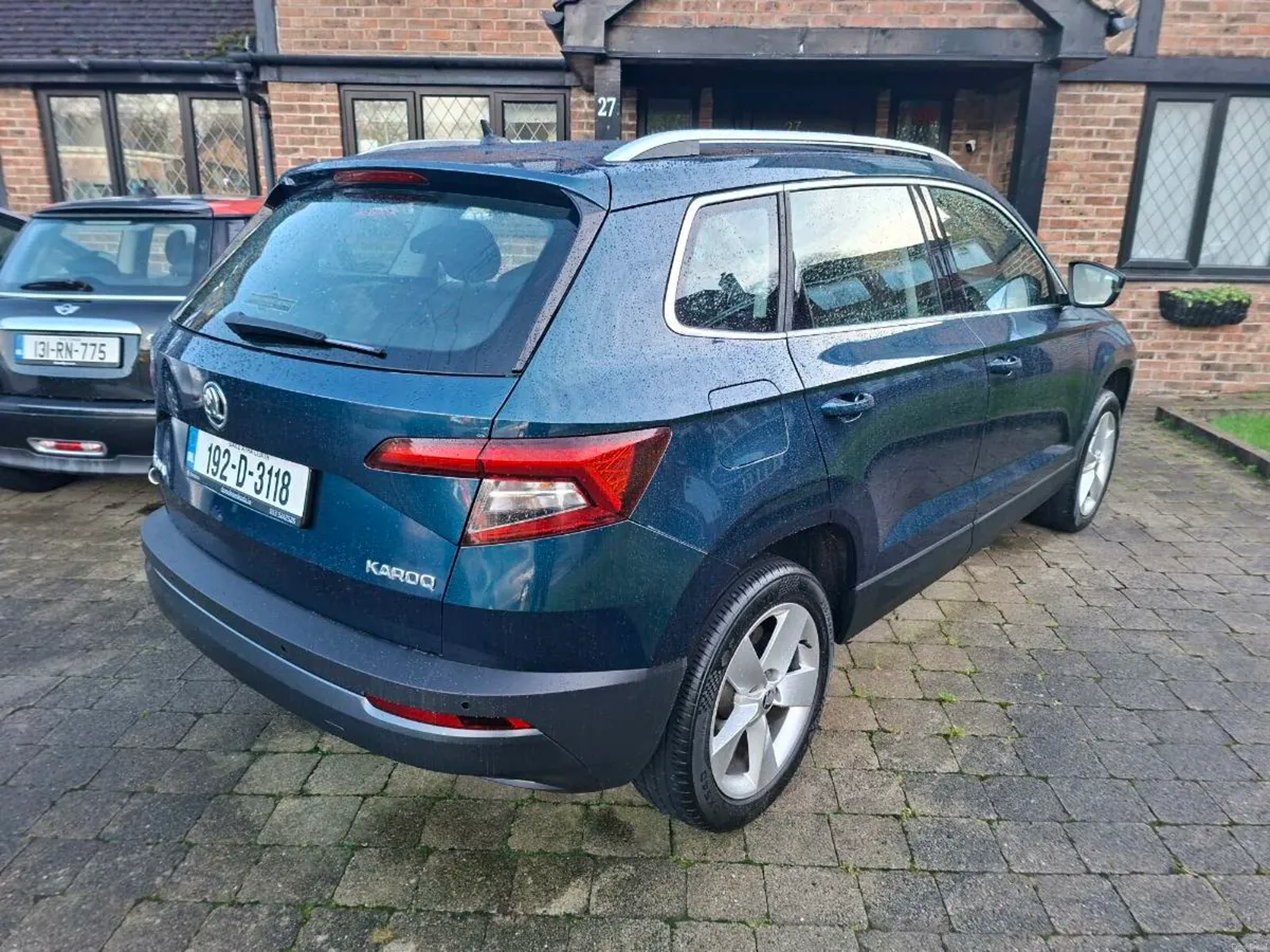SKODA KAROQ 2.0 DIESEL AMBITION MODEL 2019 SUPERB - Image 3