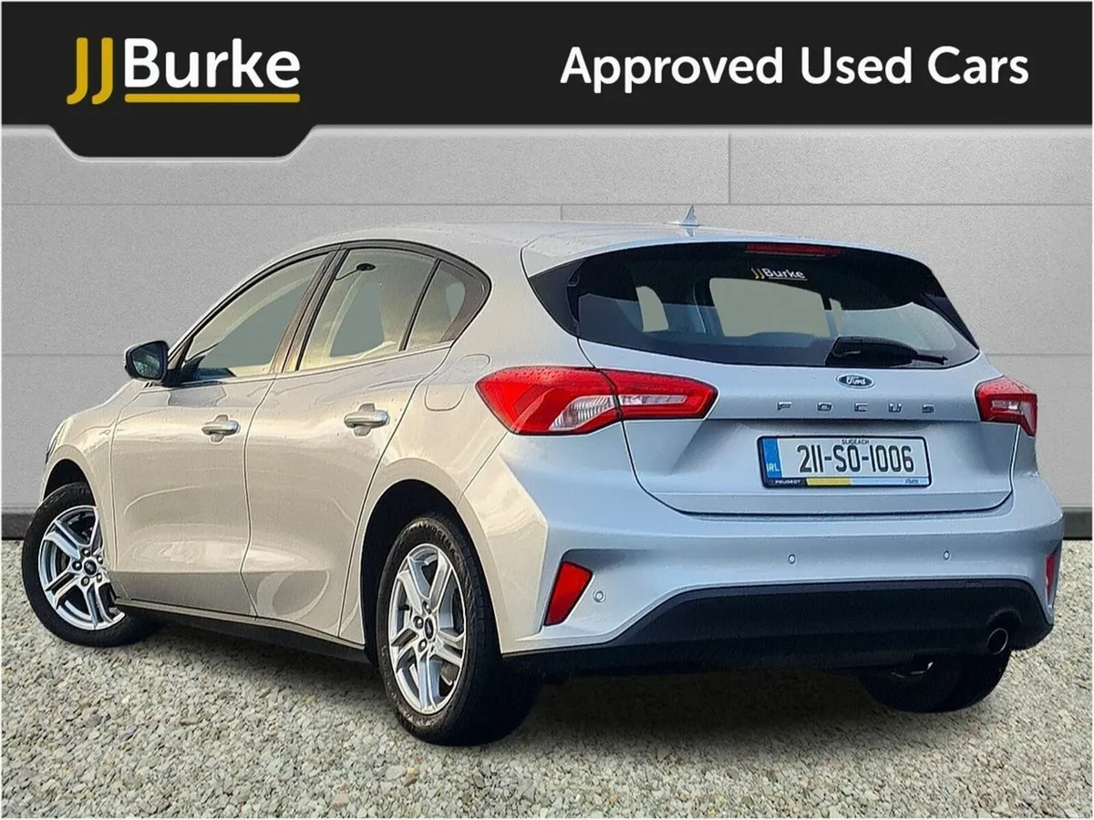 Ford Focus 1.5 TDCi 120PS Zetec - Image 4