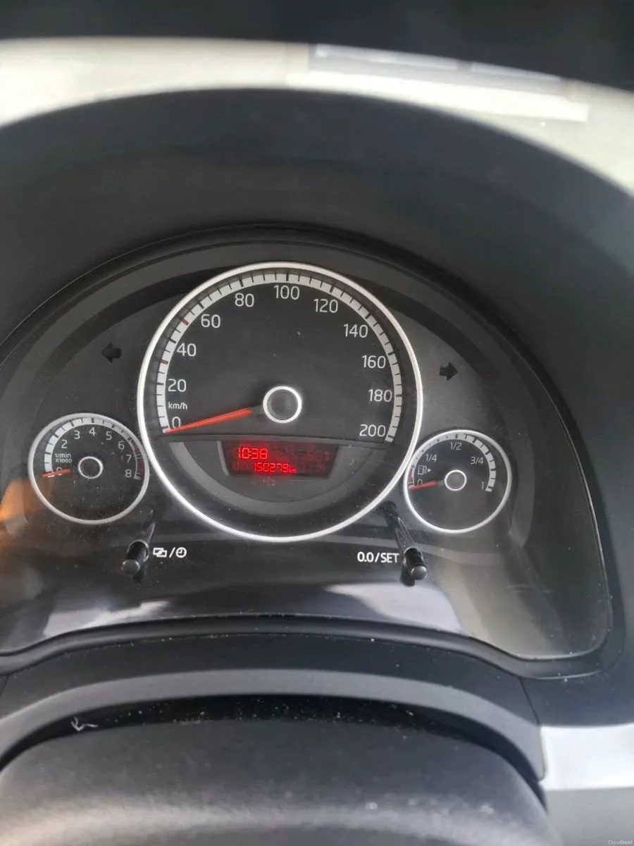Volkswagen up! 2014 - Image 3