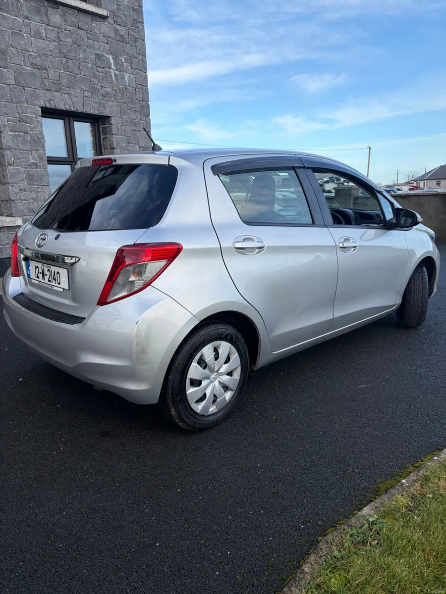 Toyota Vitz 2012 - Image 4
