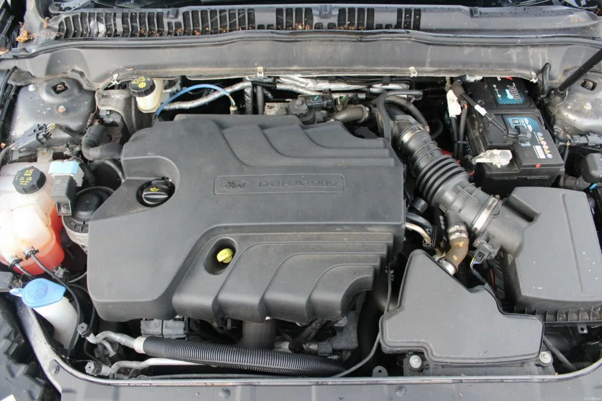 Ford Mondeo 2.0TDCi 150PS Titanium Estate - TENDER - Image 4