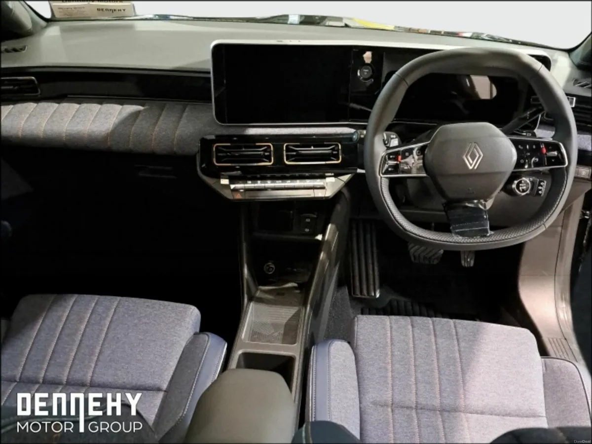 Renault 4 4 TECHNO 52KWH - Image 3