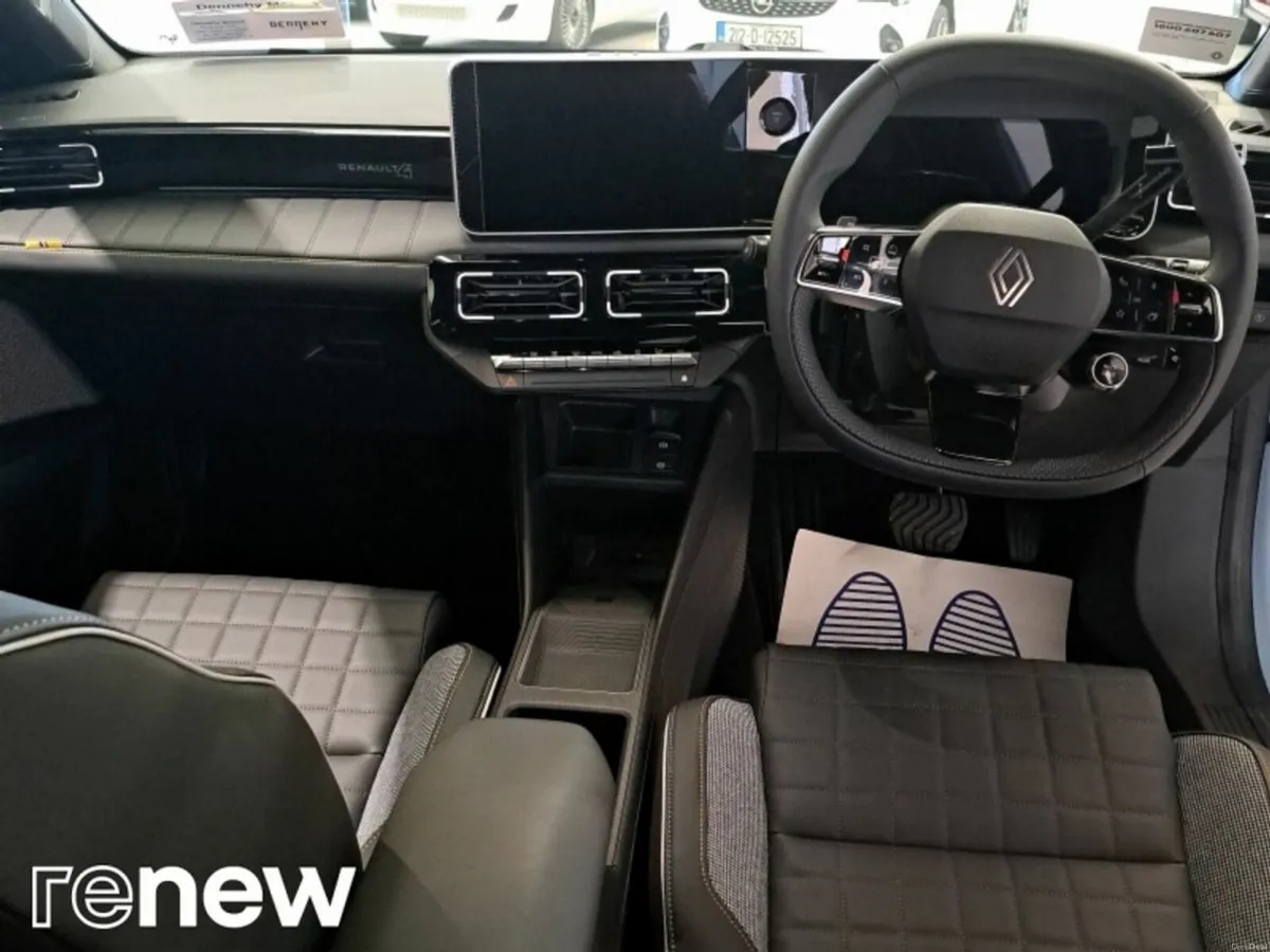 Renault 4 4 ICONIC 52KWH 150BHP - Image 3