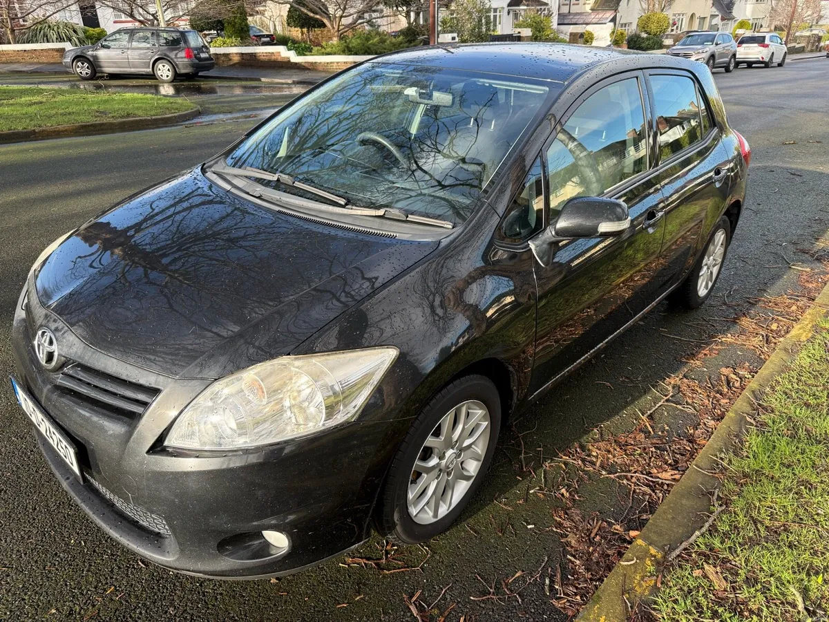 2010 Toyota Auris NCT 10/26 - Image 2