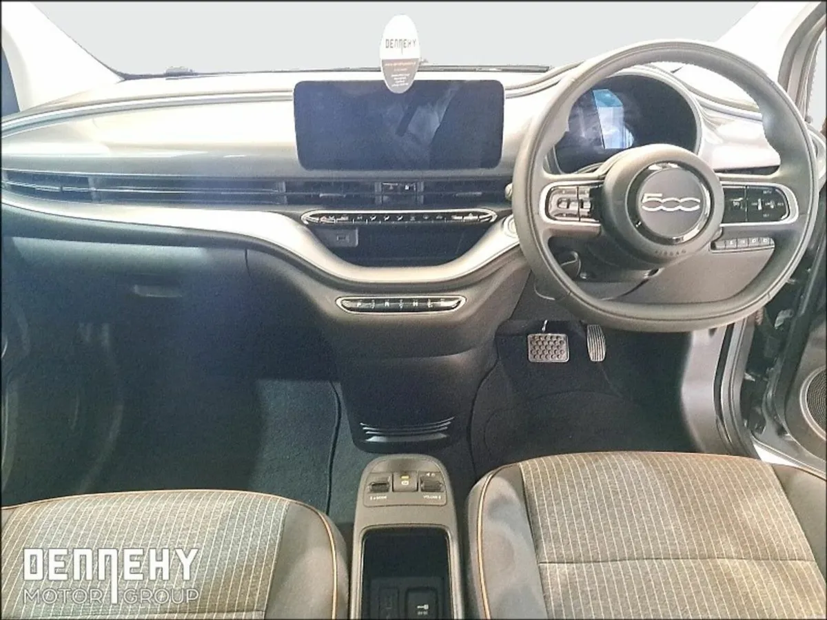 Fiat 500 Icon Electric 42KWH €61 P/W - Image 3
