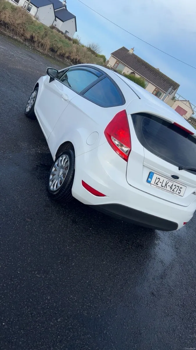 Ford fiesta - Image 3