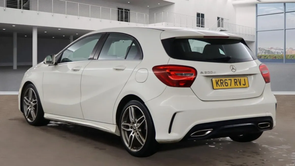 DEC 2017 MERCEDES A200D 2.1 AMG LINE - Image 3