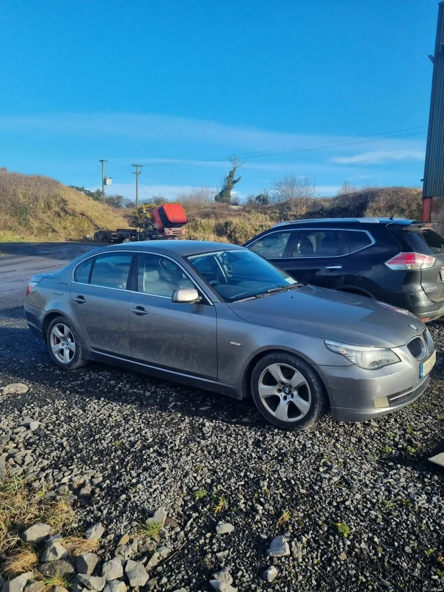 BMW 5-Series 2007 - Image 1